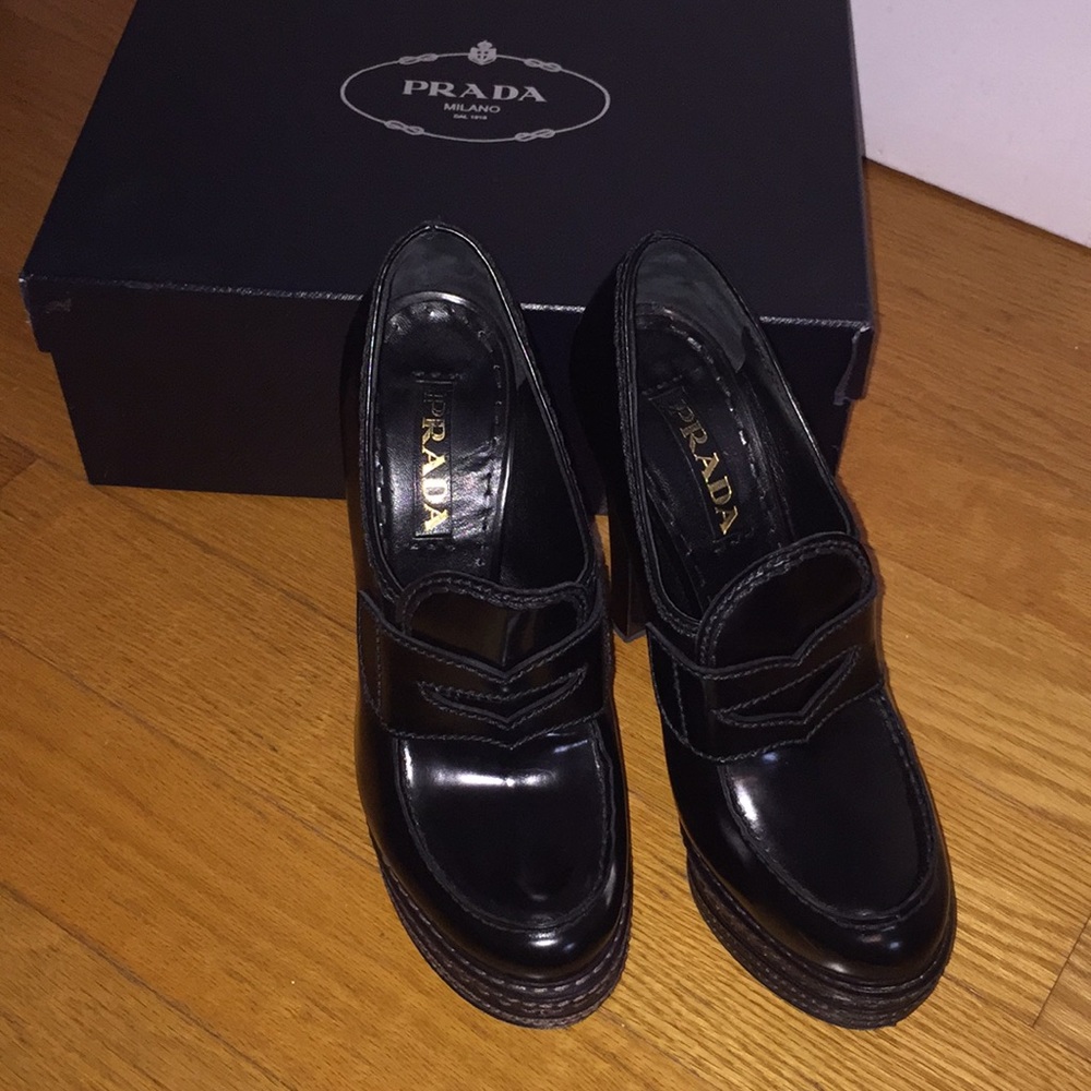 Prada Heeled Loafers Black size 38